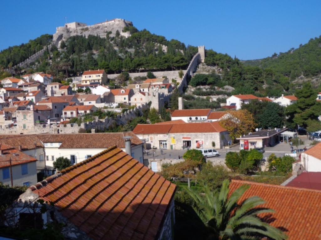 Ana Tudor Apartments Hvar Town Eksteriør bilde