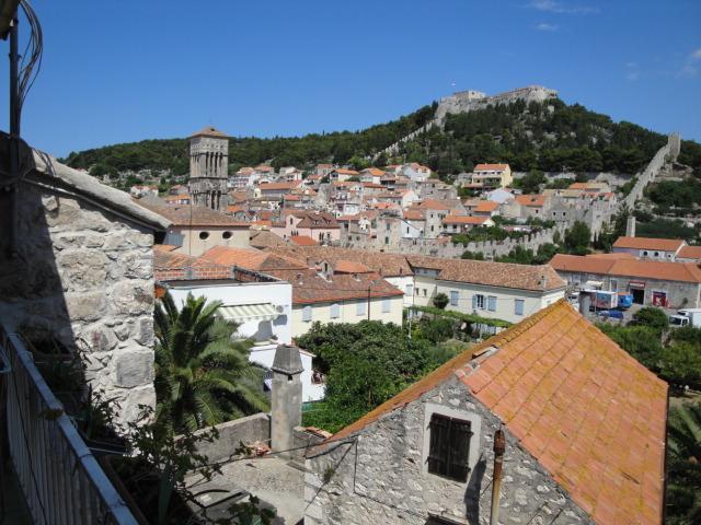 Ana Tudor Apartments Hvar Town Eksteriør bilde